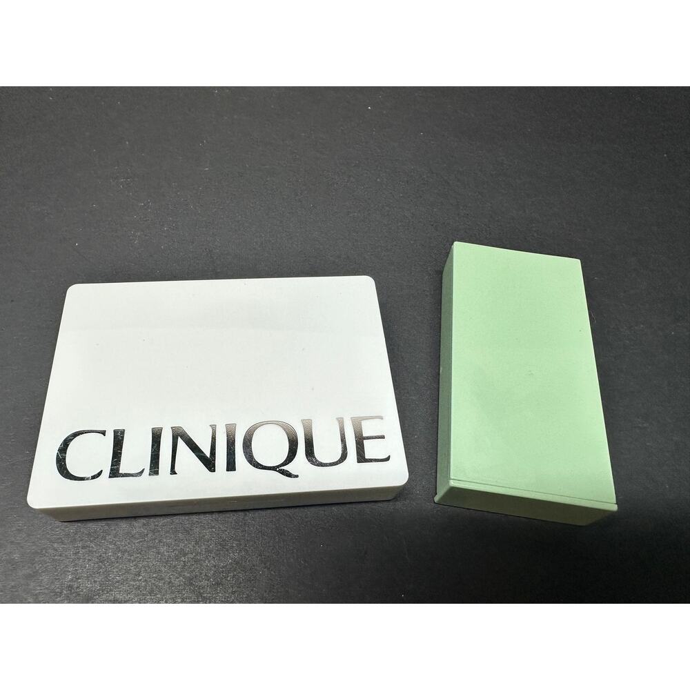 2X Clinique Eye Shadows Chocolate Chip/Buttered Bronze/Teddy Bear/Light on Eyes